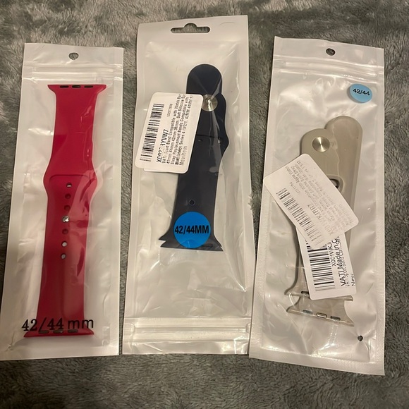 Vati sport Other - NWT VATI Sport Replacement Band Apple Watch,40mm,42mm, 44mm,38mm Soft Silicone